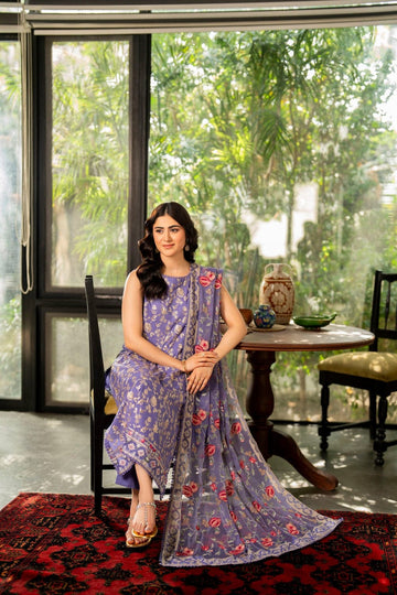 Tana Bana Luxury Collection – 3PC Embroidered Lawn Suit